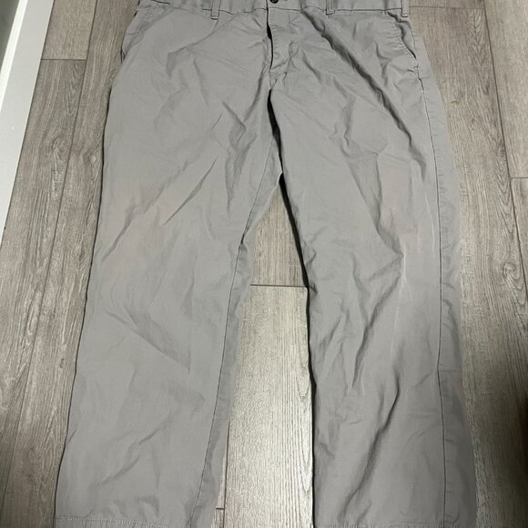 Tommy Hilfiger Mens Tailored Fit Chino Pants Gray 40x30 - Picture 2 of 9